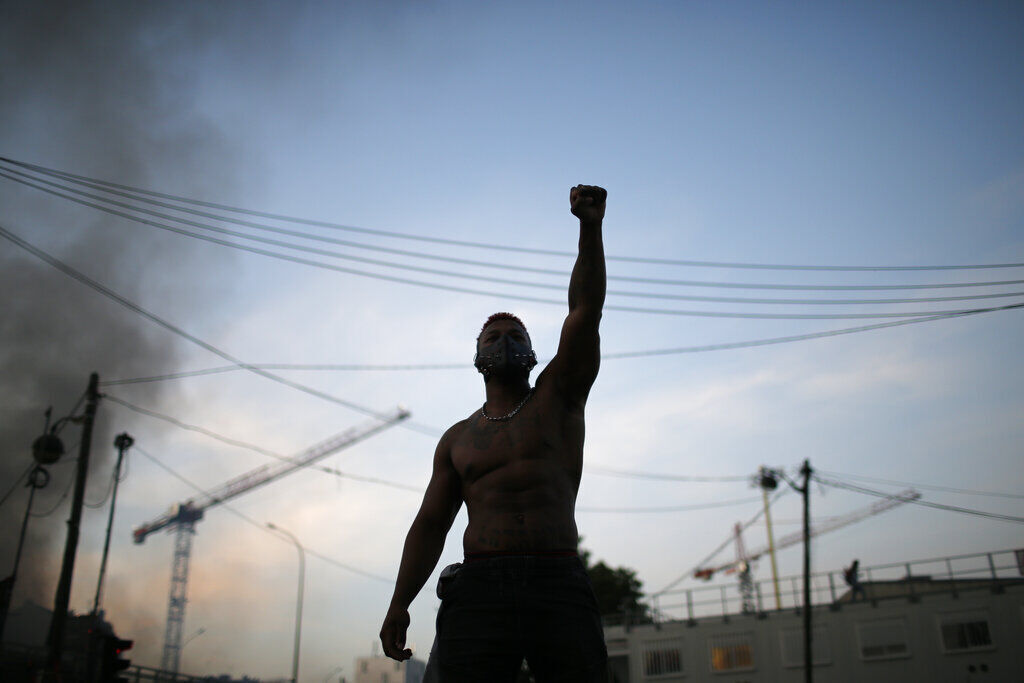 APTOPIX America Protests France